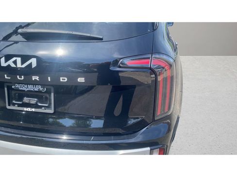 Used 2023 Kia Telluride SX FWD image 10