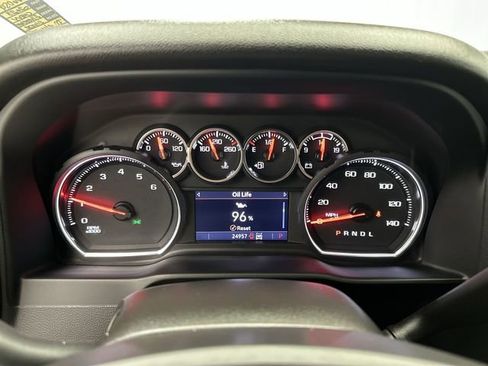 Used 2023 Chevrolet Silverado 2500 Custom w/ Custom Convenience Package image 14