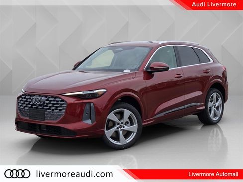 New 2025 Audi Q5 Premium Plus image 1