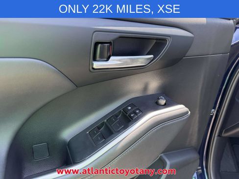 Used 2023 Toyota Highlander XSE AWD/4WD image 20