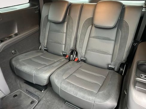 Used 2025 Mercedes-Benz GLS 63 AMG 4MATIC w/ AMG Night Package image 18