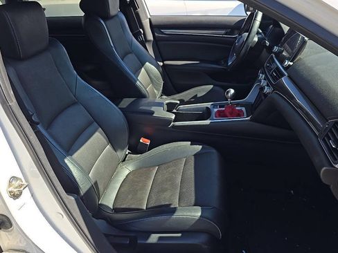 Used 2019 Honda Accord Sport image 8