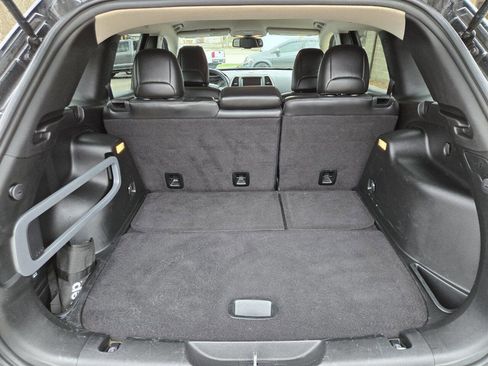 Used 2017 Jeep Cherokee Limited image 18