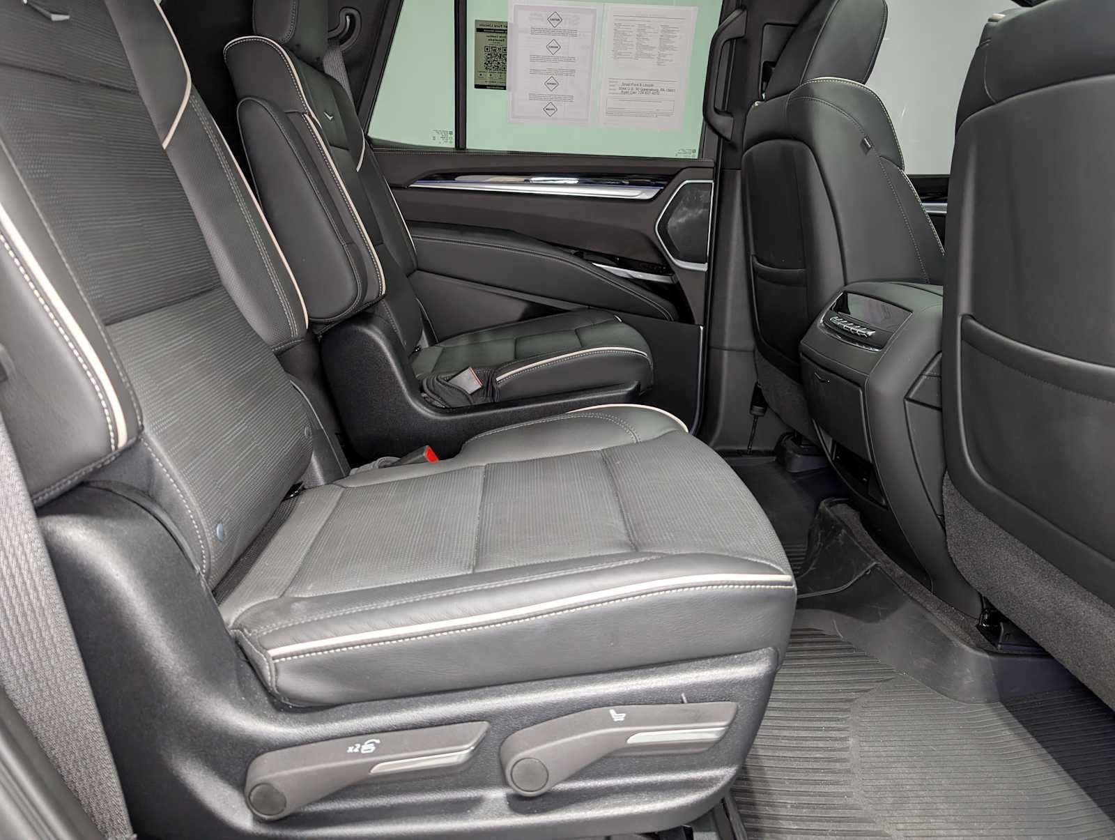 Used 2026 Cadillac Escalade Sport w/ LPO, ONYX Package AWD/4WD image 44
