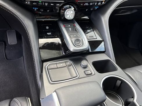 Certified 2023 Acura MDX w/ Advance Package AWD/4WD image 19