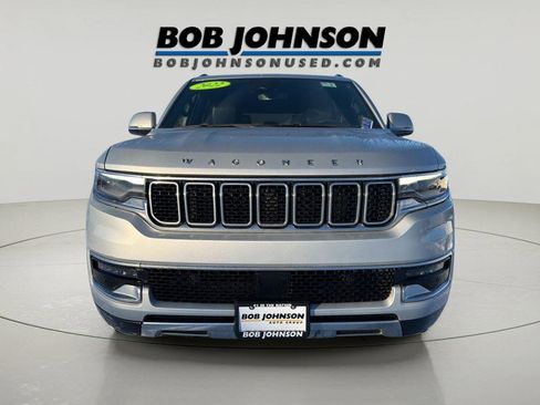 Used 2022 Jeep Wagoneer Series III image 2