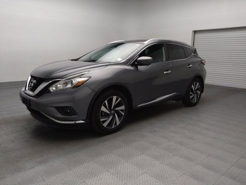 Used 2017 Nissan Murano Platinum w/ Platinum Technology Package FWD image 2