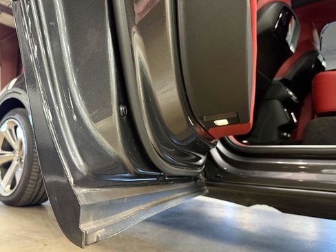 Used 2018 Bentley Bentayga image 67