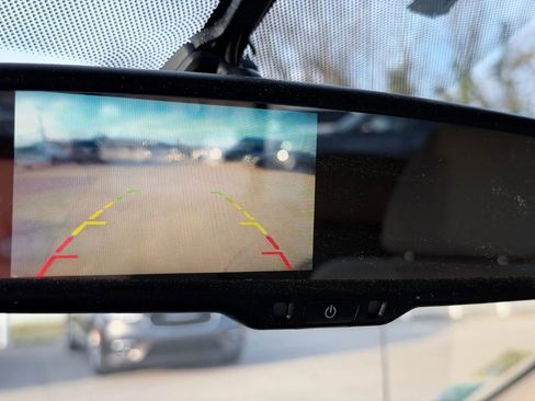 Used 2017 Nissan Frontier SV image 31