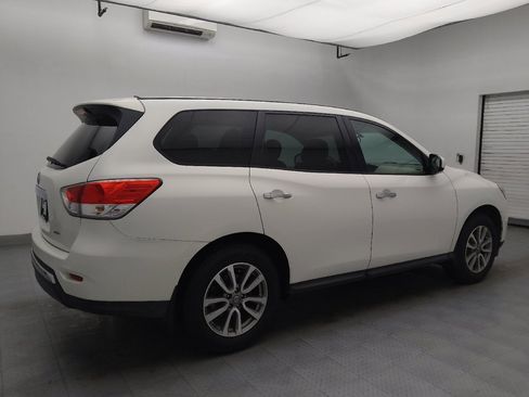 Used 2014 Nissan Pathfinder S image 10