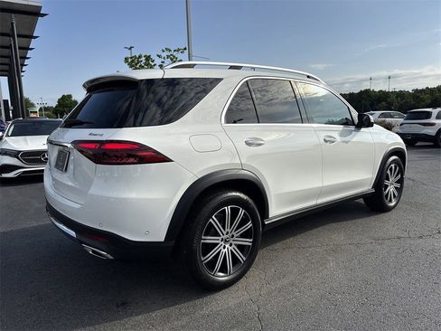 Certified 2025 Mercedes-Benz GLE 450e 4MATIC image 3
