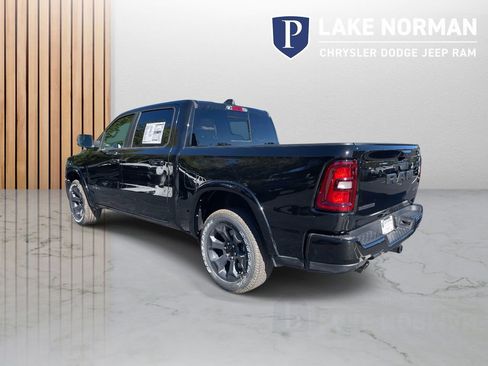 New 2026 RAM 1500 Big Horn AWD/4WD image 7