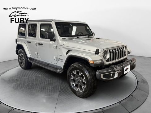 Used 2024 Jeep Wrangler Unlimited Sahara w/ Technology Group AWD/4WD image 1