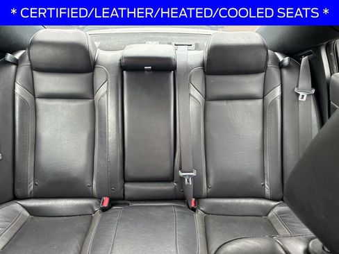 Used 2019 Dodge Charger SXT w/ Leather Interior Group image 7