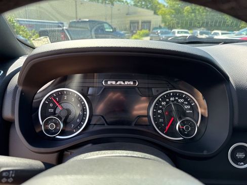New 2026 RAM 1500 4x4 Crew Cab image 11