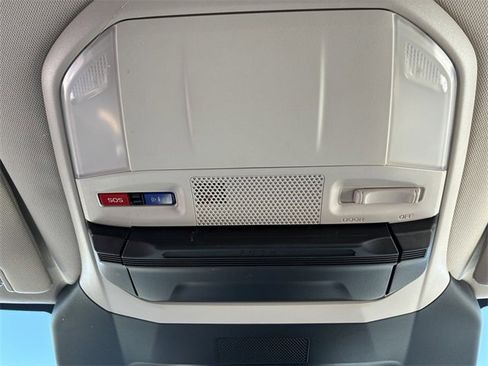 Used 2024 Subaru Ascent Premium w/ Convenience Package image 31