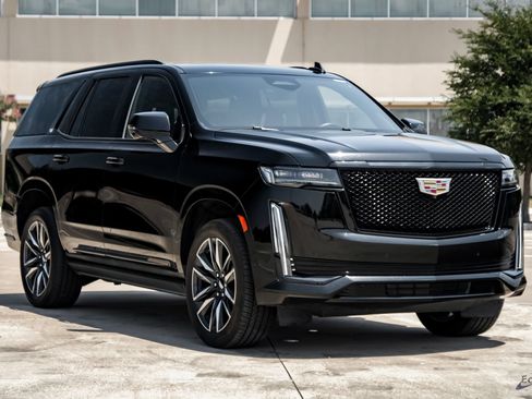 Used 2023 Cadillac Escalade Sport Platinum AWD/4WD image 23