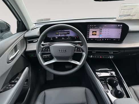 New 2026 Audi Q3 quattro 2.0T AWD/4WD image 12