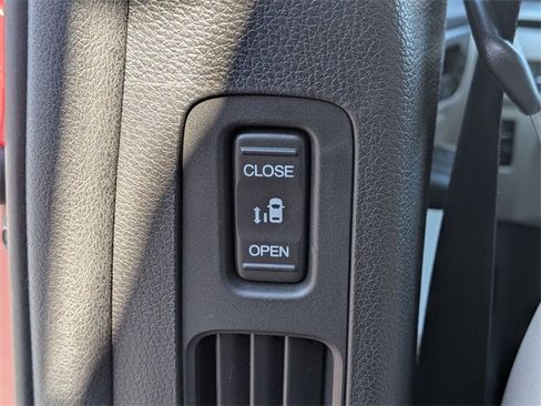 Certified 2025 Honda Odyssey EX-L image 30