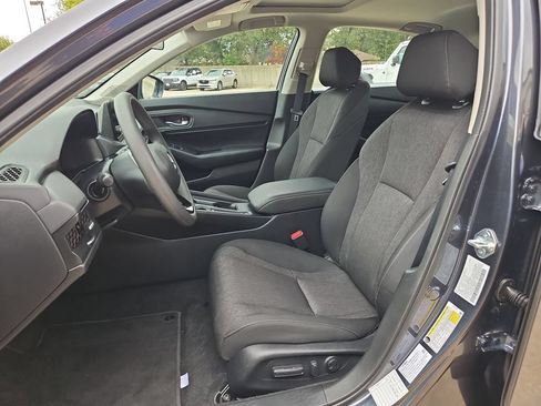 Used 2025 Honda Accord SE image 25
