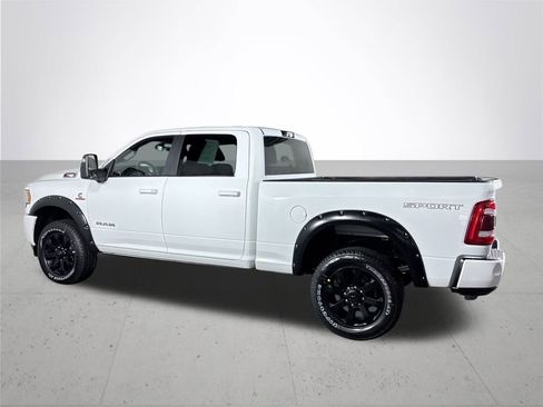 Certified 2024 RAM 3500 Big Horn w/ Towing Technology Group image 9