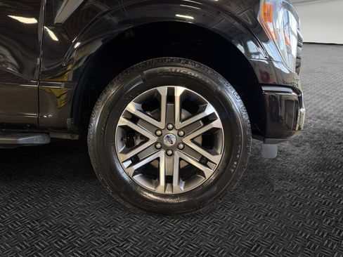 Used 2022 Ford F150 XL w/ STX Appearance Package AWD/4WD image 11