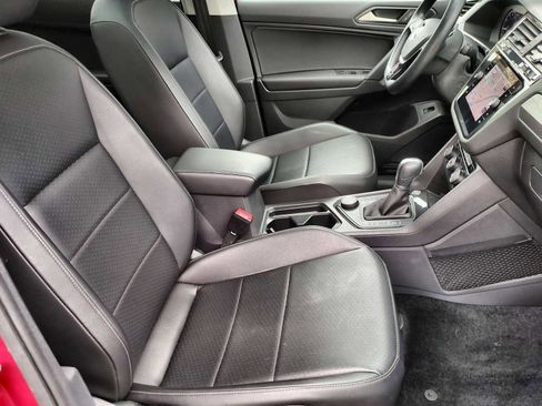 Used 2019 Volkswagen Tiguan SEL image 23