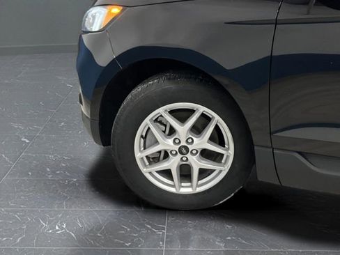 Used 2024 Ford Edge SEL image 32