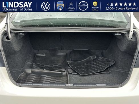 Used 2023 Subaru Legacy Premium image 14