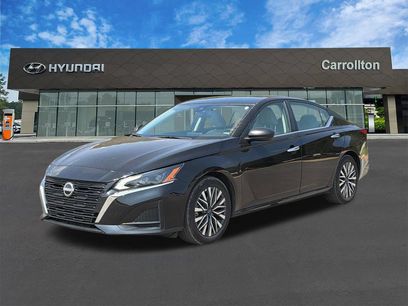 Used 2025 Nissan Altima 2.5 SV