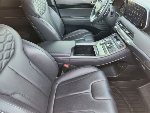 Used 2022 Hyundai Palisade Limited image 13