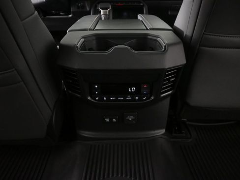 Used 2026 Toyota Sequoia Capstone AWD/4WD image 17