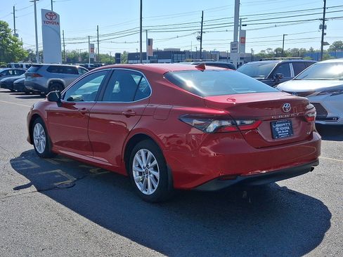 Used 2024 Toyota Camry LE FWD image 4
