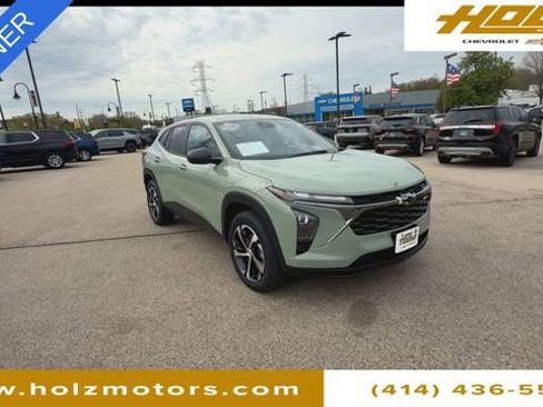 Certified 2024 Chevrolet Trax RS w/ Driver Confidence Package FWD image 2