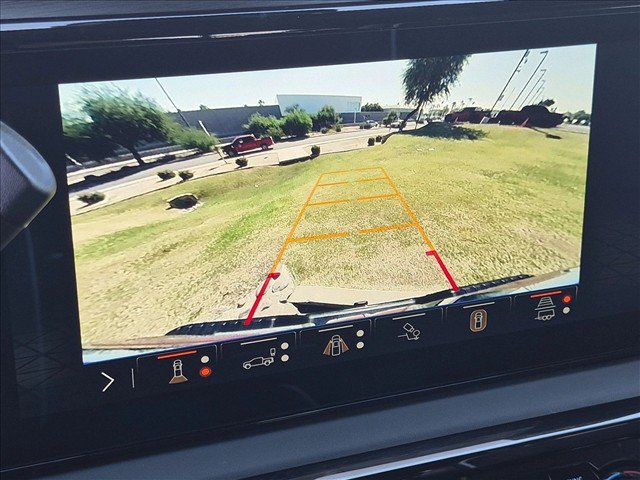 Used 2025 GMC Sierra 2500 AT4X AWD/4WD image 19