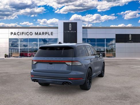 New 2026 Lincoln Aviator Reserve w/ Jet Appearance Package AWD/4WD image 8