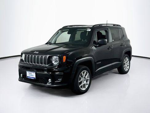 Used 2022 Jeep Renegade Latitude w/ Convenience Group AWD/4WD image 1