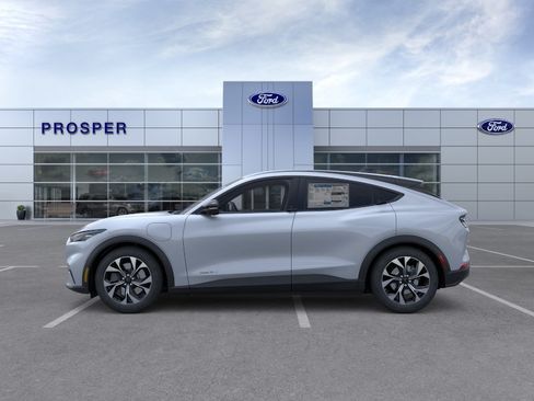 New 2026 Ford Mustang Mach-E Select w/ Comfort Package Lite RWD image 4