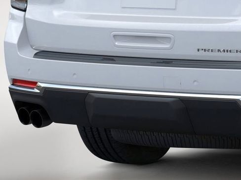 New 2026 Chevrolet Suburban Premier AWD/4WD image 14
