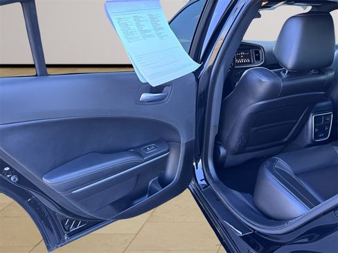 Used 2021 Dodge Charger SXT w/ Leather Interior Group image 31