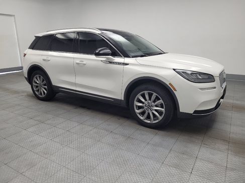 Used 2022 Lincoln Corsair AWD w/ Premium Package image 11