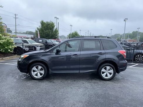 Used 2015 Subaru Forester 2.5i Premium w/ All-Weather Package AWD/4WD image 5