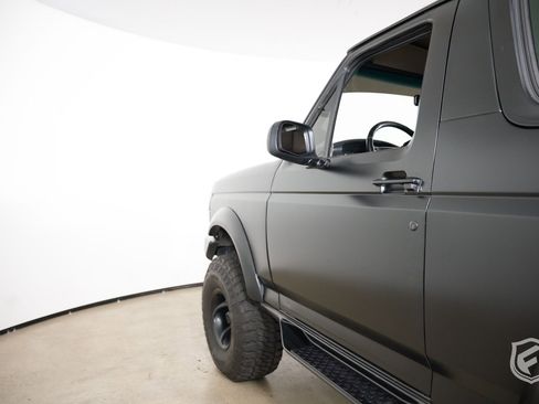 Used 1996 Ford Bronco Eddie Bauer image 12