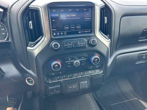 Used 2019 Chevrolet Silverado 1500 RST w/ All-Star Edition AWD/4WD image 4