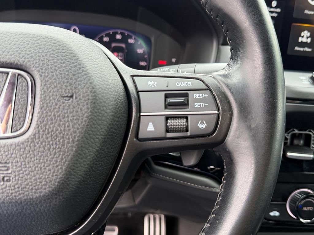 Used 2025 Honda Accord Sport image 20