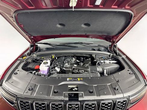 New 2025 Jeep Grand Cherokee L Summit image 36