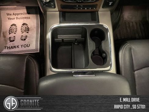 Used 2017 RAM 1500 Laramie w/ Convenience Group AWD/4WD image 19