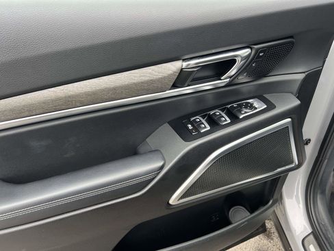 Used 2022 Kia Telluride SX w/ SX Prestige Package image 16