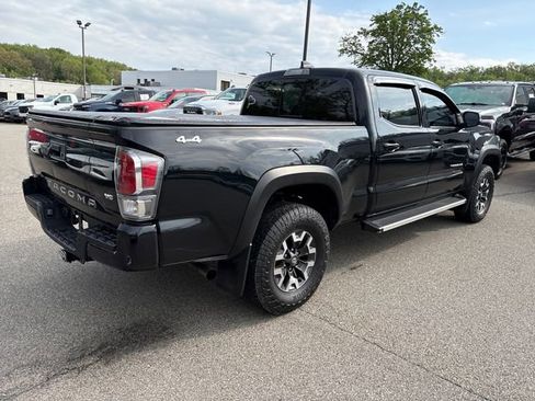 Used 2021 Toyota Tacoma TRD Off-Road w/ TRD Premium Off Road Package AWD/4WD image 5
