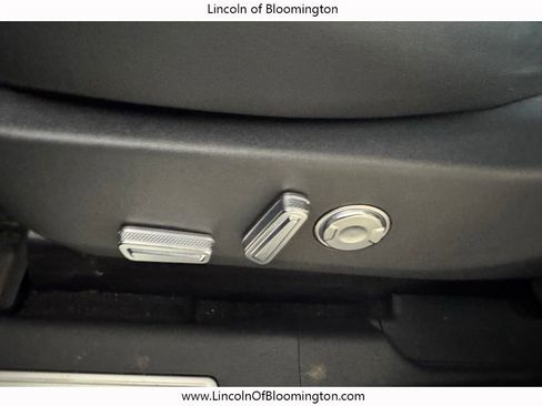 New 2025 Lincoln Nautilus Reserve w/ Jet Appearance Package image 44